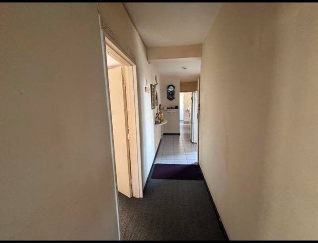 2 BEDROOM PROPERTY TO RENT IN SOUTH BEACH